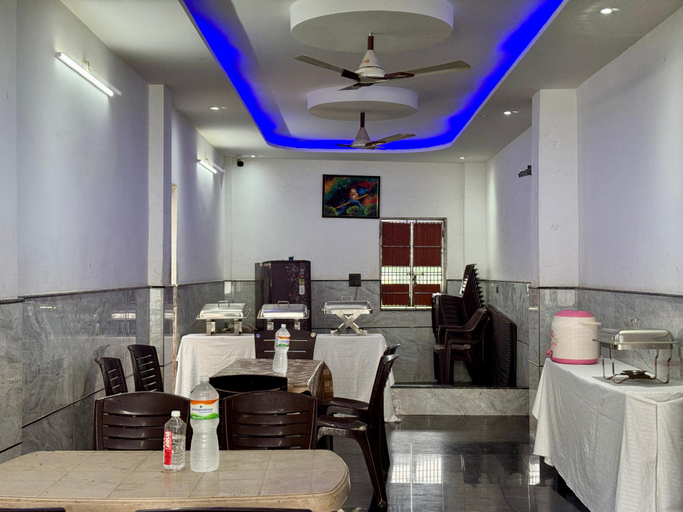 Food & Drinks 4, bhavana bhawan, Mathura