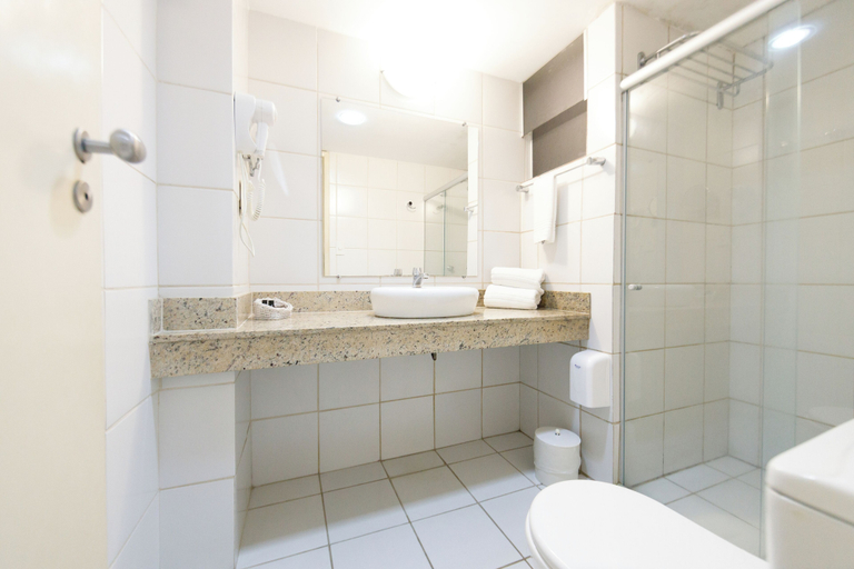 Bathroom 4, Tarik Fontes Plaza Hotel, Itabuna