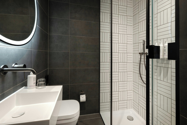 Bathroom 5, Moxy London Piccadilly Circus, London