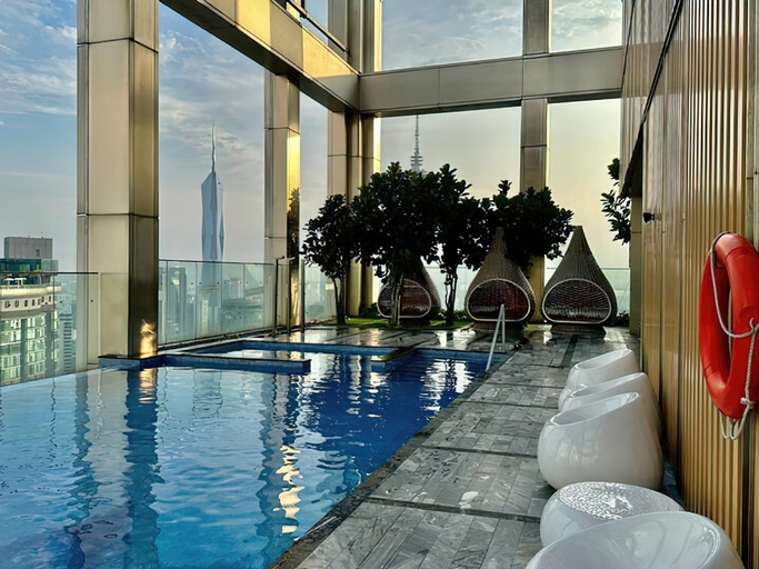 Sport & Beauty 4, Tropicana The Residences KLCC Skypool, Kuala Lumpur