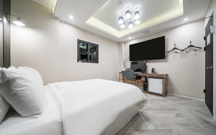 Bedroom 3, Jamsil Money, Songpa