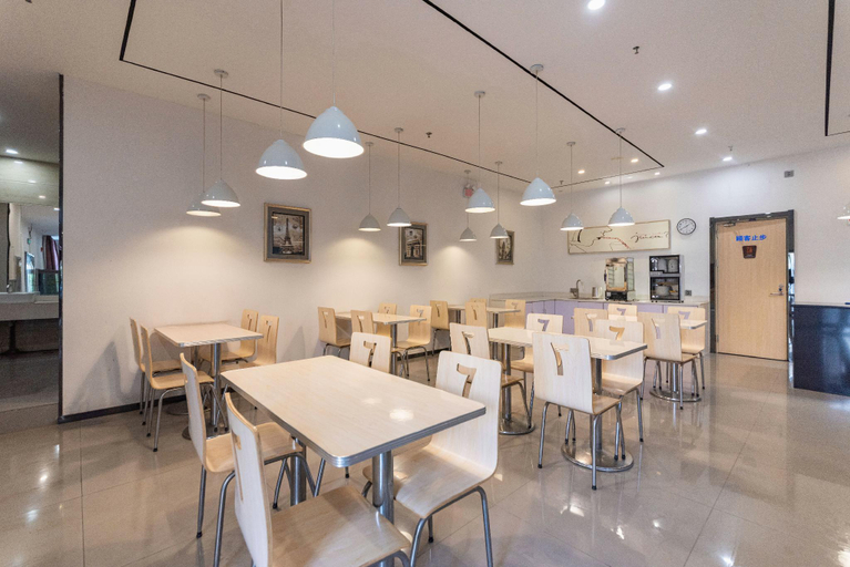 Food & Drinks 5, 7 Days Premium Jinan Gaoxin Qu Wanda Plaza, Jinan