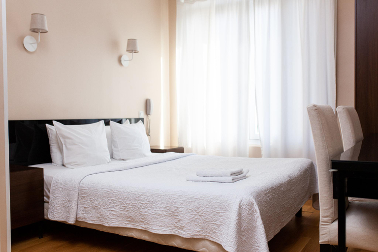 Bedroom 3, Hotel du Parc, Val-de-Marne