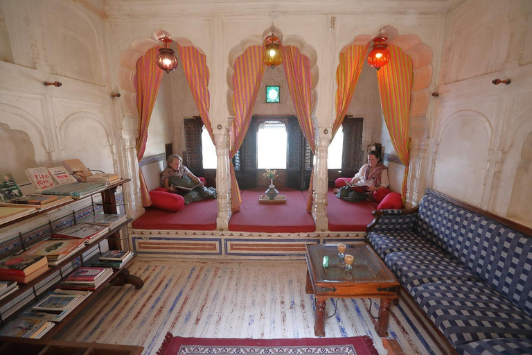 Public Area 2, Hotel Mandawa haveli, Jhunjhunun
