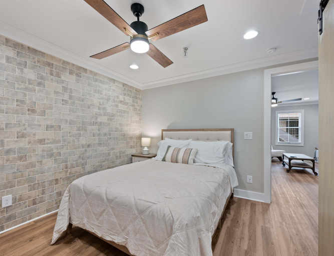 Room, Carters Court Cozy Hideaway, Williamson