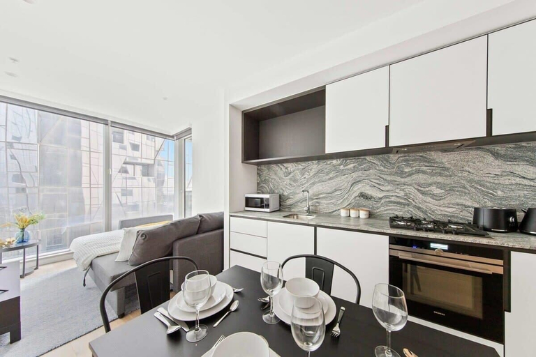 Interior 5, A Lux & Modern Apt Next to Southern Cross Station, Melbourne