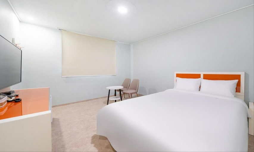 Bedroom 2, Taean Mallipo Feel Hotel (formerly Rivera Hotel), Taean