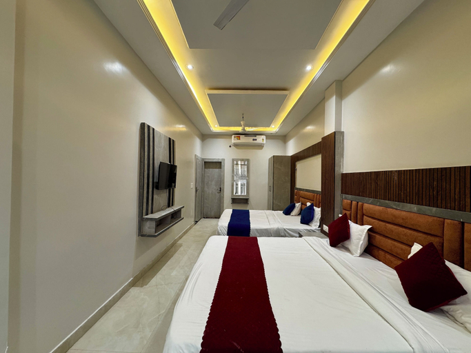 Room 5, Hotel Vrinda orchid Inn, Mathura