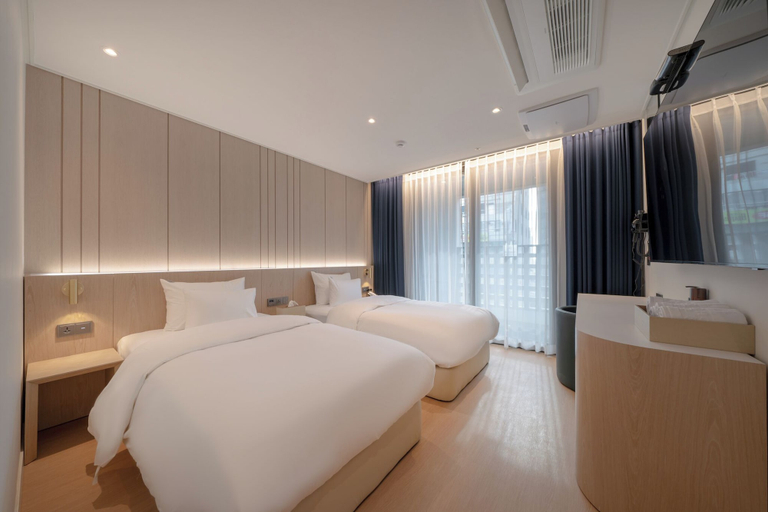 Room 5, HAVENUE, Seo