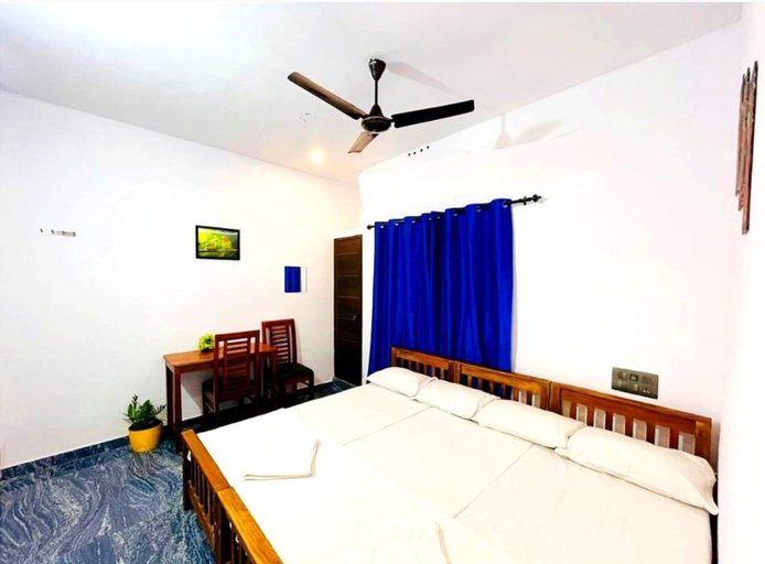 Bedroom, Raelyn's Homestay (Quadruple Room), Ernakulam