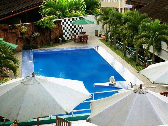 Sport & Beauty 2, Royal Denai Hotel Syariah, Bukittinggi