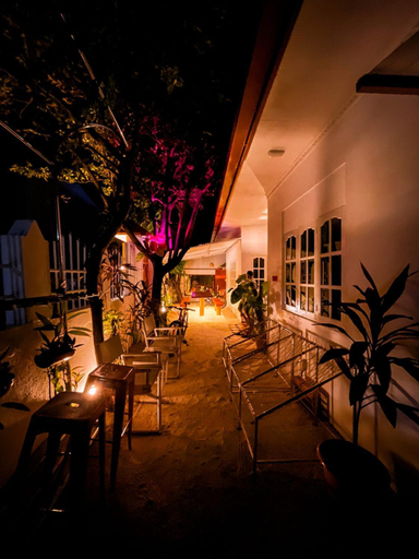 Food & Drinks 5, Bahaaru Villa Surf and Stay, Kaafu Atoll