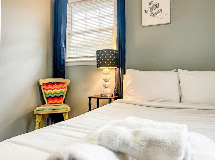 Room 5, Boswell Bliss 3, Madison