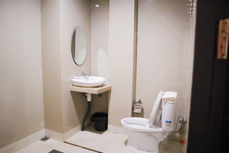 Bathroom 5, HOTEL FORZA FINO, North Penajam Paser