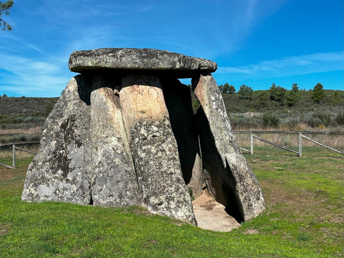 Others 4, Casa da Regadinha, Fornos de Algodres