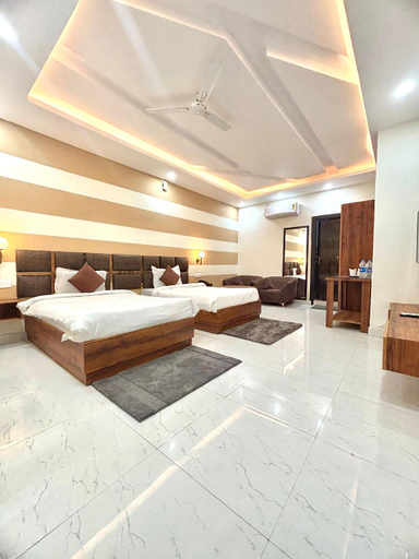 Bedroom 4, Hotel Green Plaza, Sonipat