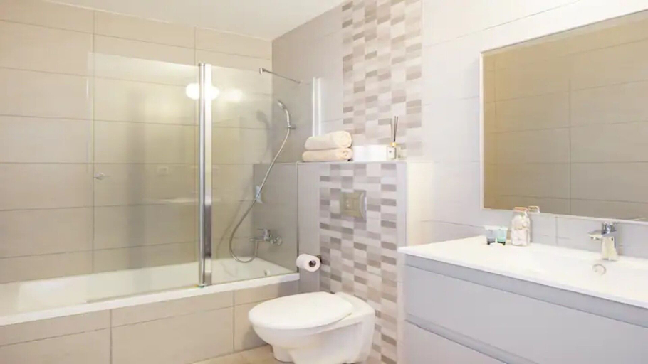 Bathroom 3, Special Apartment Sea View Luxury Tower