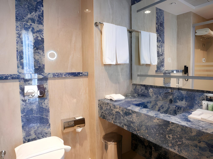 Bathroom 5, Peninsula Worth Hotel, Al Madinah Al Munawwarah