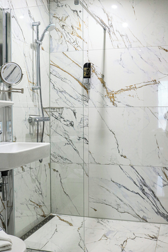 Bathroom 4, Hotel Mosaic City Centre, Amsterdam
