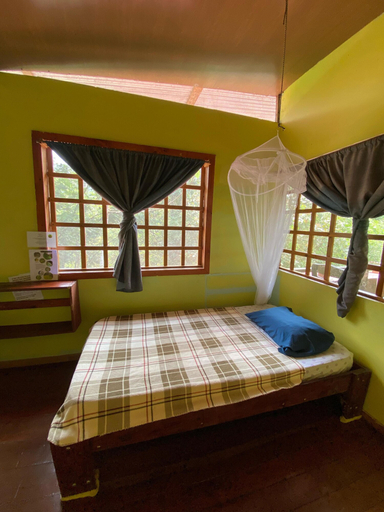 Room 2, Green Point, Osa