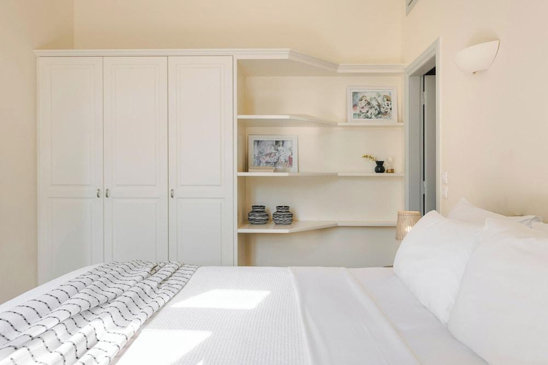 Bedroom 2, Hydra Hotel, Attica