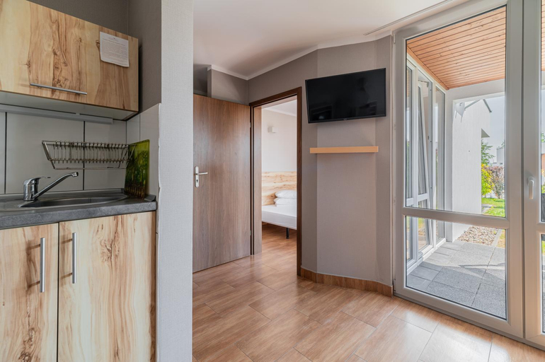 Others 4, Holiday homes with pool, close to the beach, Kołobrzeg