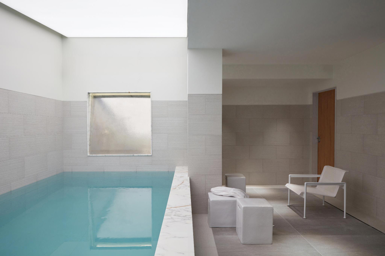 Sport & Beauty 2, La Villa Saint-Germain-des-Prés, Paris