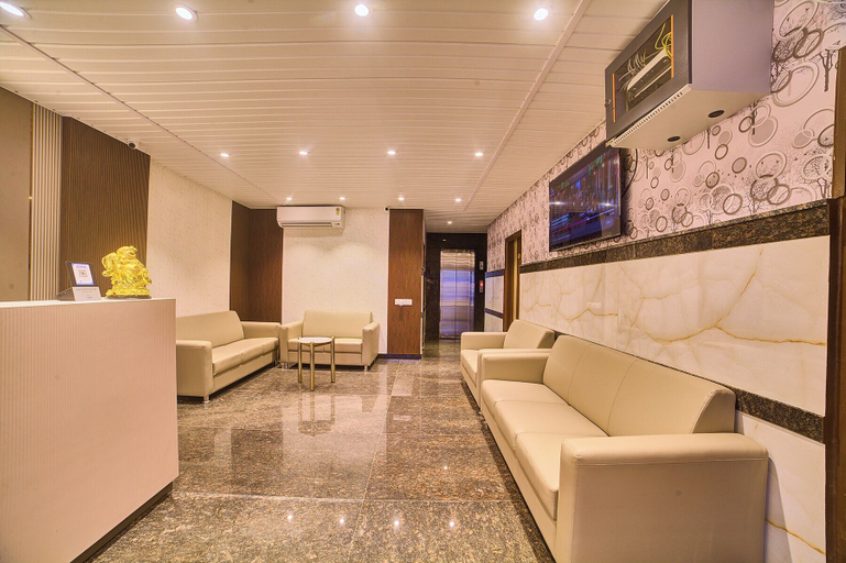 Lobby 3, Arrival Inn Bangalore Airport, Bangalore Rural