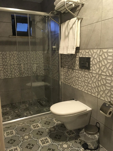 Bathroom, Kale Motel, Gökçeada