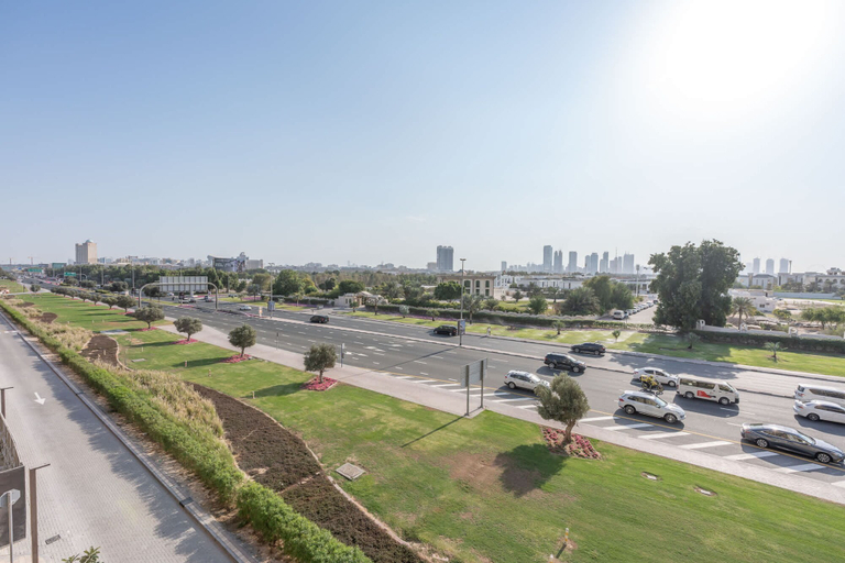 Room 5, Bright Airy 1BR in Asayel 2 - Fits 4 Comfortably, Dubai