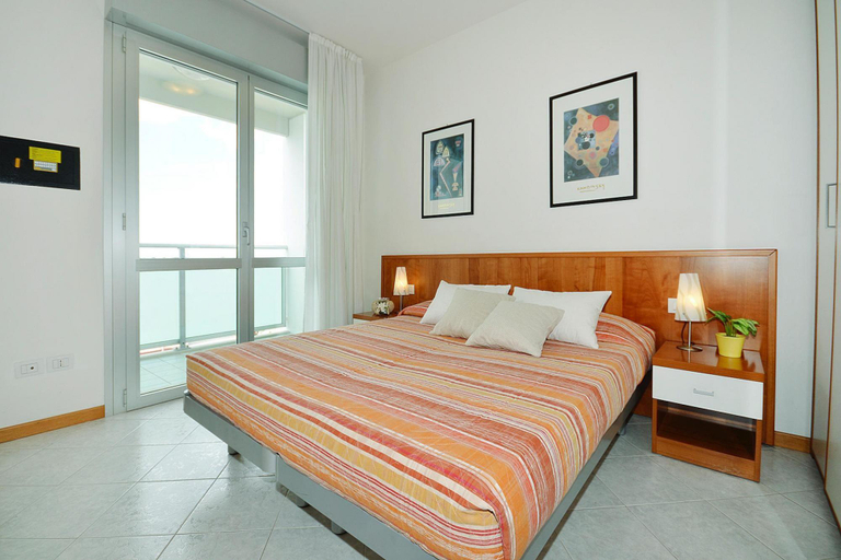 Bedroom 3, Apartments Torre del Sole, Bibione Spiaggia, Venezia