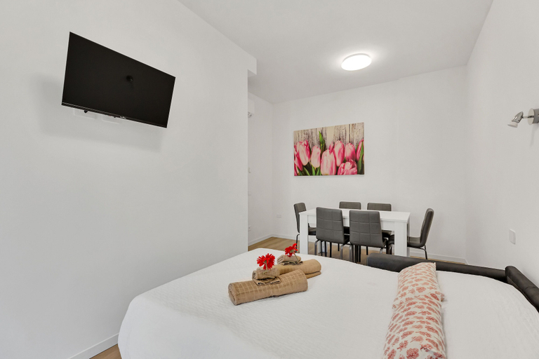 Living area 3, Alessia's Flat - Borgo Palazzo, Bergamo