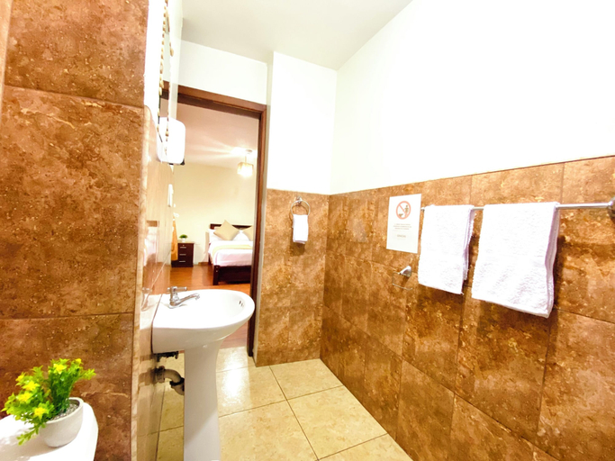 Bathroom, Green Garden Hostal, Baños