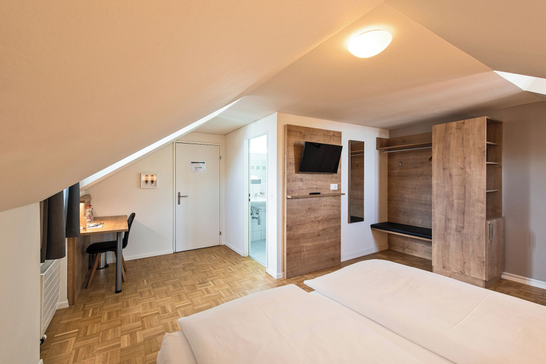 Bedroom 2, Hotel zum Hirschen, Höfe