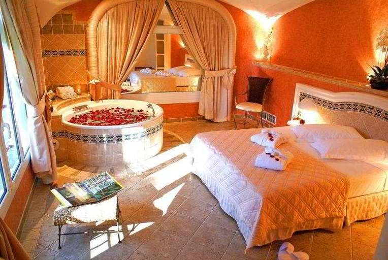 Bedroom 3, Ostella Spa & Resort, Haute-Corse