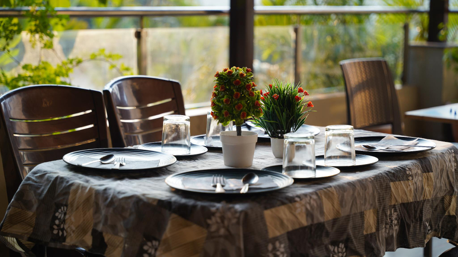Food & Drinks 3, The Olive Green Resort, Satara