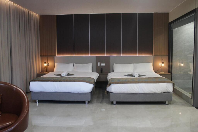 Bedroom 3, Skyport Hotel, Pasay City