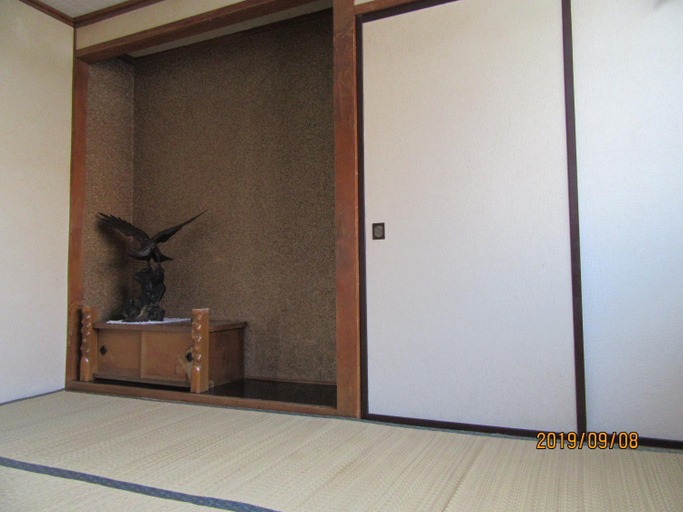 Bedroom 2, Minshuku Mutsukari, Furano