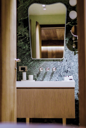 Bathroom 4, HOTEL AL PIOLET, Aosta