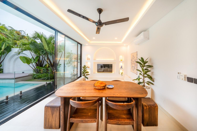 Others 4, Villa Dara Pererenan, Badung