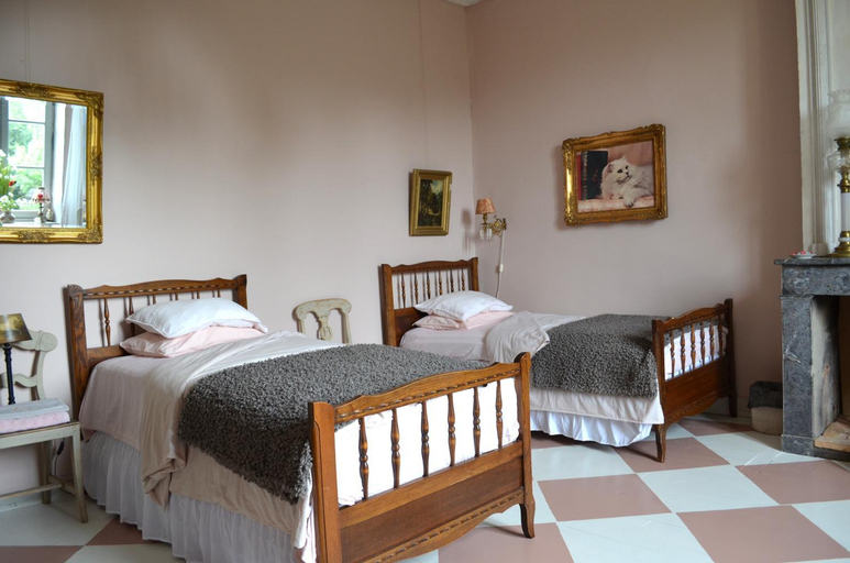 Bedroom 4, Chateau Ciers, Gironde