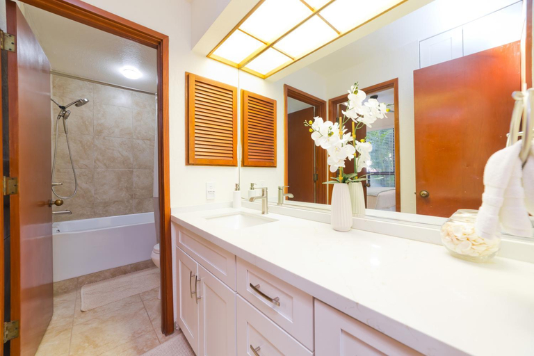 Bathroom 3, Aston Shores at Waikoloa Resort, Hawaii