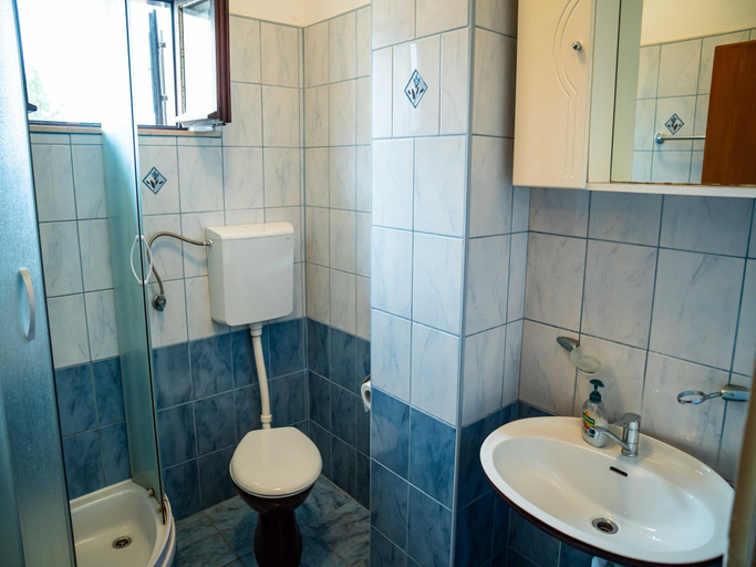 Bathroom 4, Guest House Cesic - Double Room No8, Dubrovnik