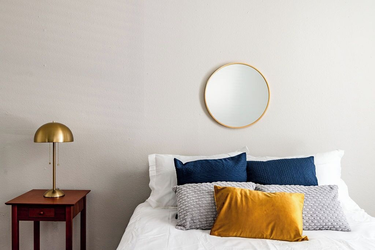Room 2, Hyde Park Escape, Travis
