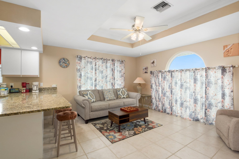 Living area 3, Beach Villa B, Lee
