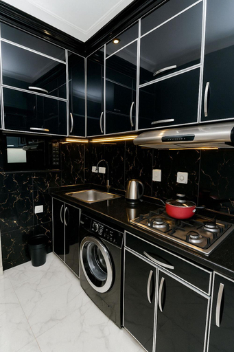 Others 4, Luxurious Chalet in Porto Said with Beachfront Views, Al-Manasrah