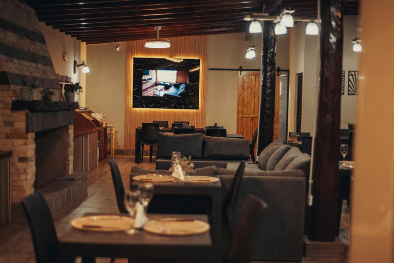 Food & Drinks 5, Olivos de Monte, Monte