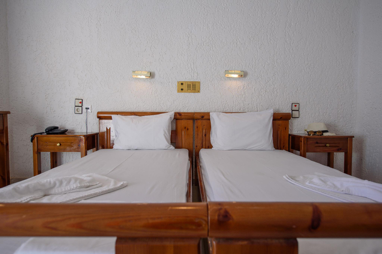 Bedroom 3, Fevro, Crete