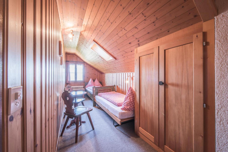 Bedroom, Hotel Fassbind Beausite, Interlaken