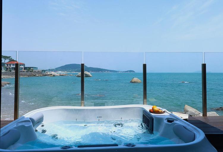 Sport & Beauty, Moya Hotel(Qingdao Laoshan Scenic Area Yangkou Branch)